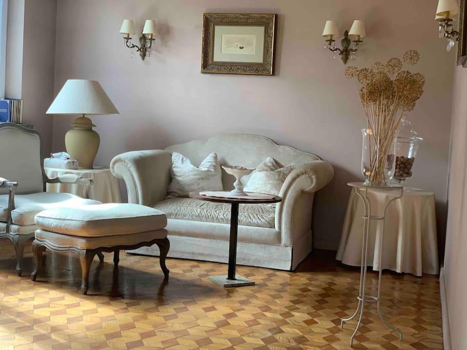 Dom Rodzinny Rever Grand — 4-Star Luxury Hotel in Lubaczow, Poland