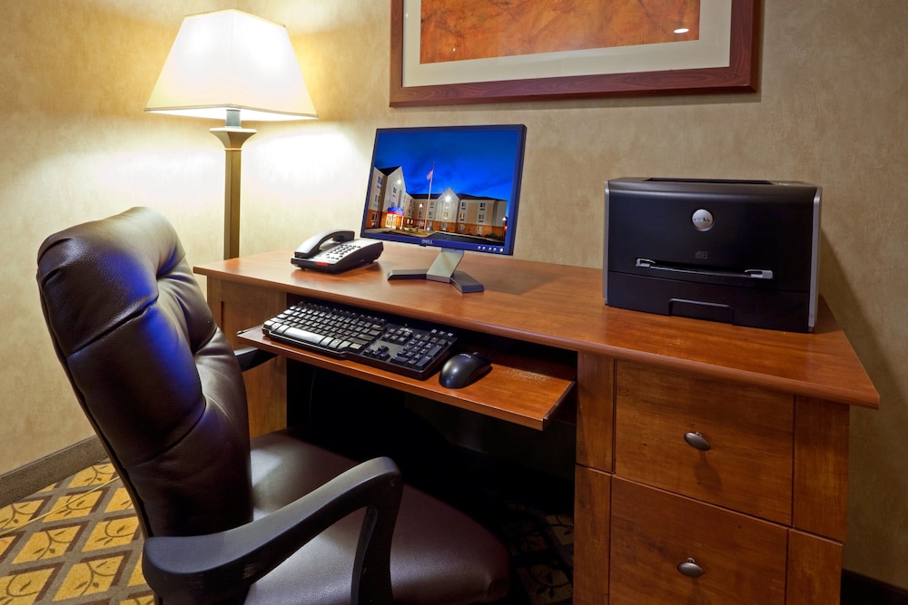 Candlewood Suites Williamsport by IHG - photo 43
