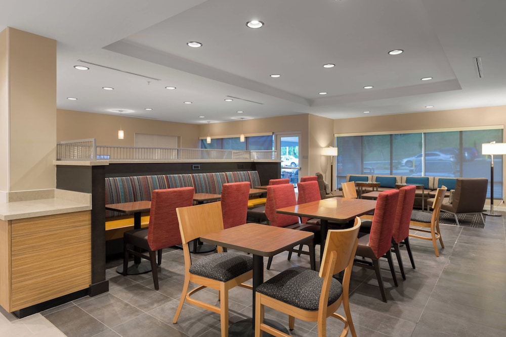 TownePlace Suites by Marriott Boone - photo 5