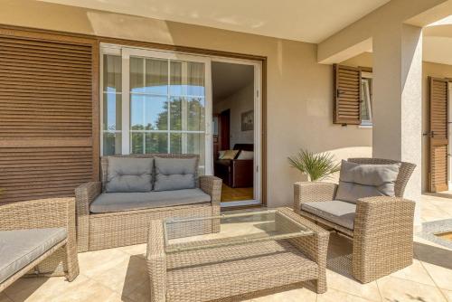Apartment Oliva Radmani — 4-Star Luxury Hotel in Porec, Croatia