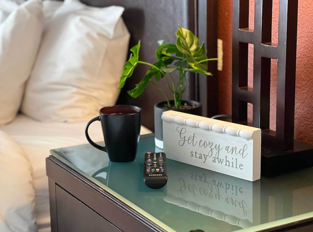 The Patch Lodge Trademark Collection by Wyndham — 4-Star Luxury Hotel in Warroad, United States