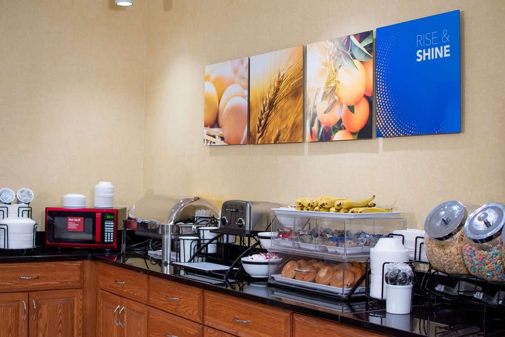 Comfort Inn Sioux City South - photo 48