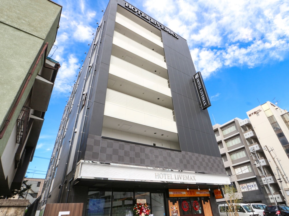 Hotel Livemax Chiba Station in Chiba, Japan