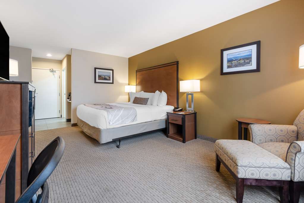 Best Western Bend North - photo 23