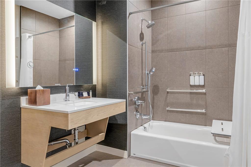 Cambria Hotel Burbank Airport - photo 16