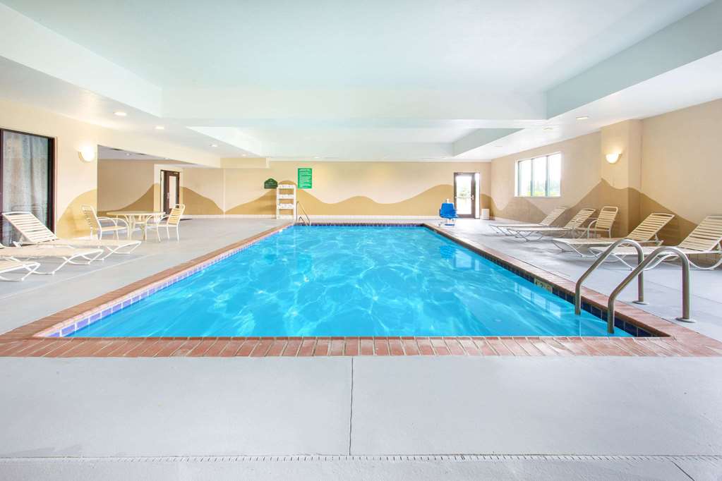Wingate By Wyndham Indianapolis Airport Plainfield — Plainfield