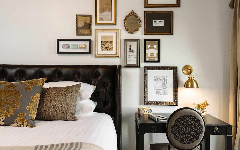 The Charmant Hotel - photo 14