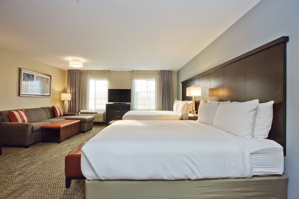 Staybridge Suites Austin South Interstate Hwy 35 by IHG - photo 3