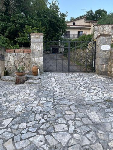 Villa Palmina — 4-Star Luxury Hotel in Castelnuovo Parano, Italy
