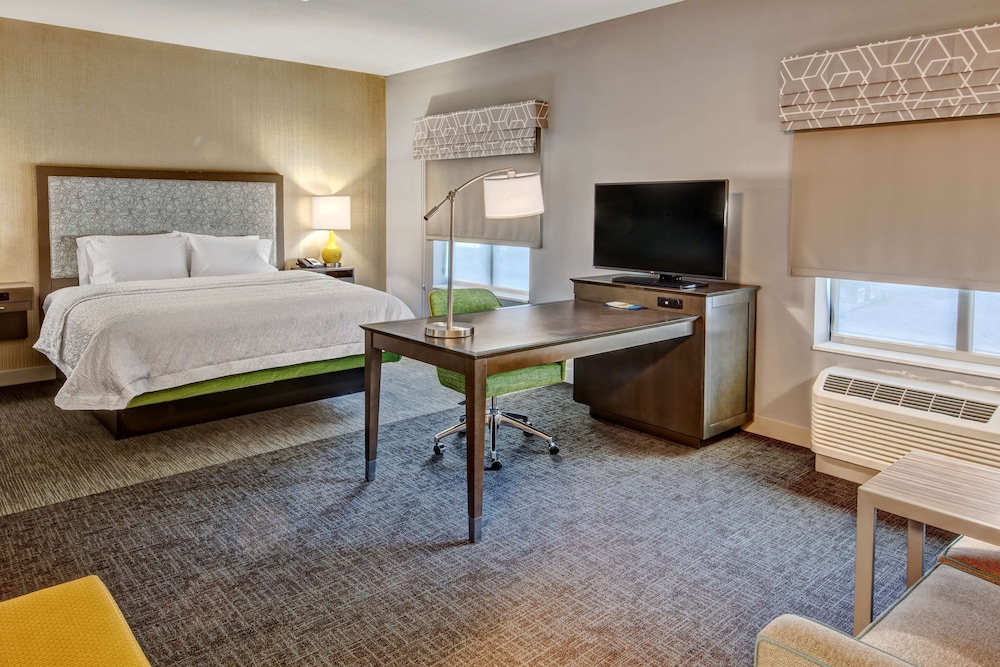 Hampton Inn & Suites San Jose Airport - photo 7
