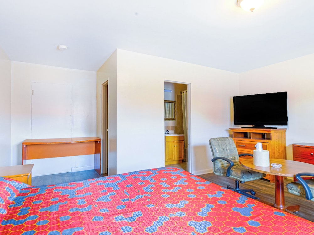 Manor Motel Near Oak Brook Chicago Westchester - photo 28