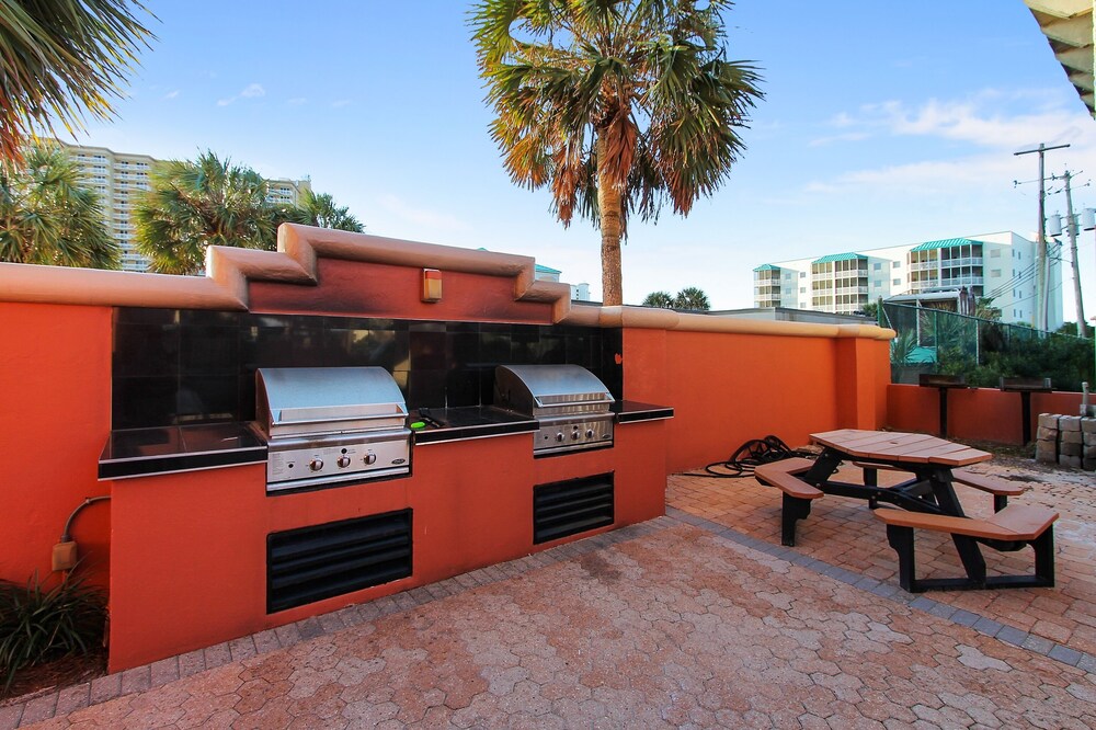 Destin Towers 61 2 Br Condo - photo 45