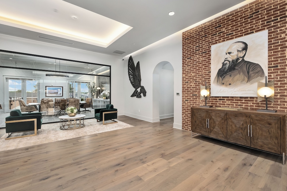 The Flying Fifty a Luxury Boutique Hotel - photo 3