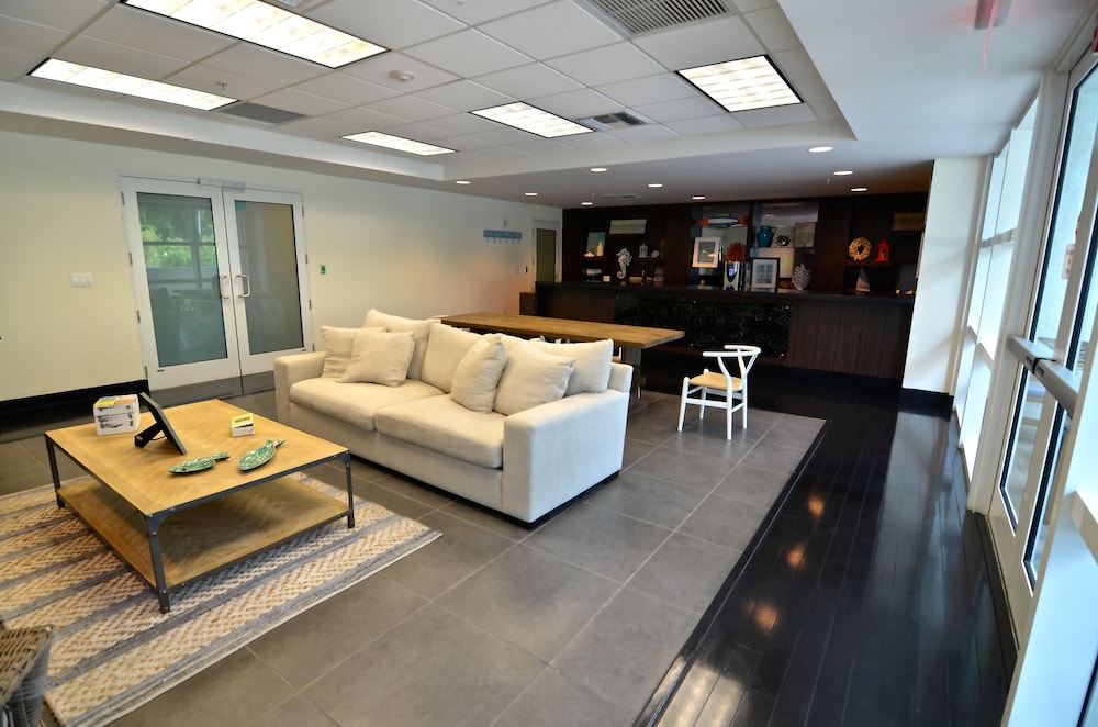 Riviera Luxury Living at River Oaks Marina and Tower - photo 4