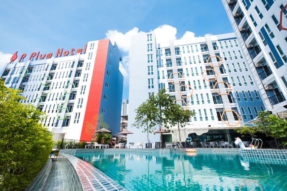 P Plus Hotel — 4-Star Luxury Hotel in Pattaya, Thailand