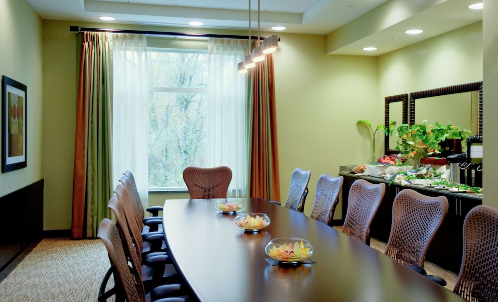 Hilton Garden Inn Seattle Bothell - photo 26