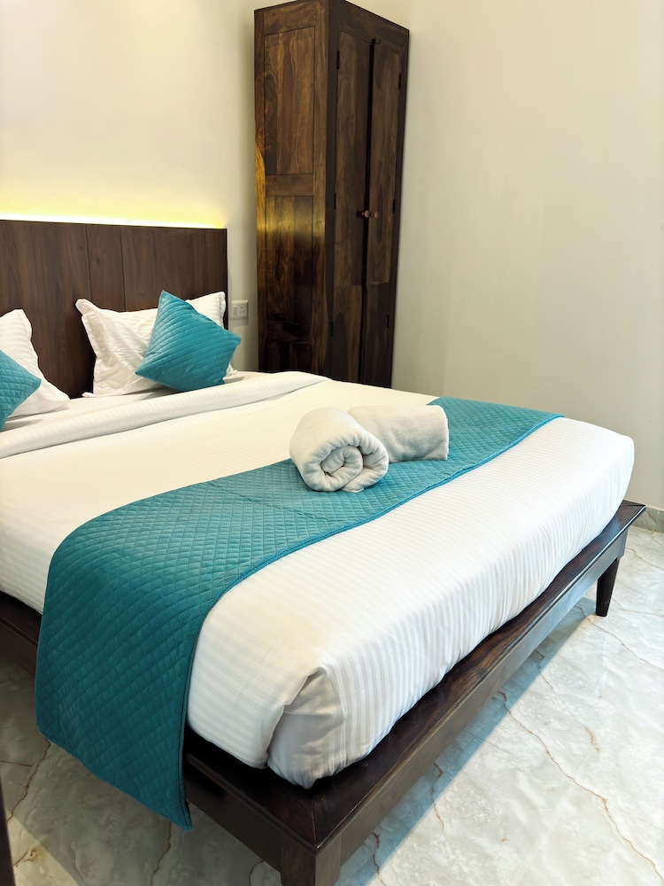 Hotel Emerald in Visakhapatnam, India