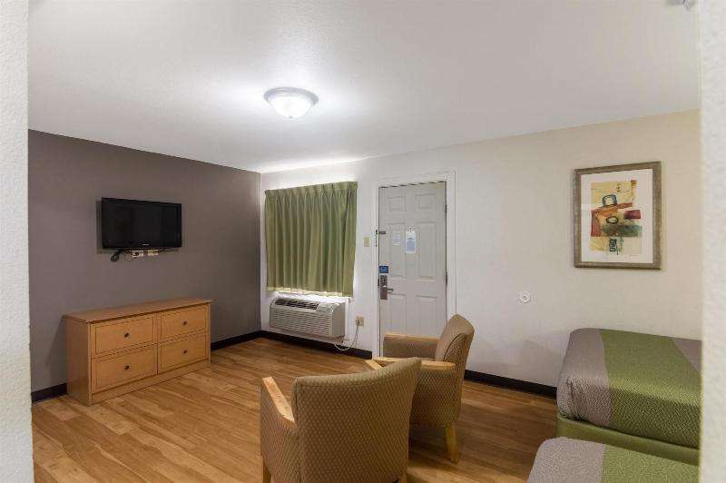 Studio 6 Lubbock TX Medical Center - photo 22