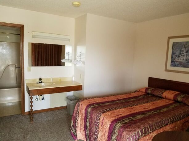 Midwest inn motel - photo 17
