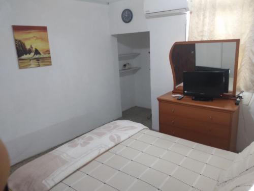 Habitacion Para Una Persona 20117995 — Puerto La Cruz