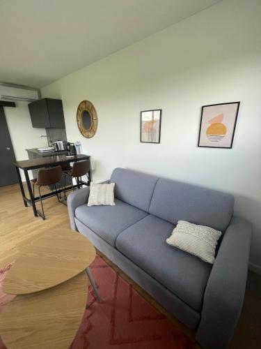 Studio de jardin neuf — hotel in Etoile-Sur-Rhone
