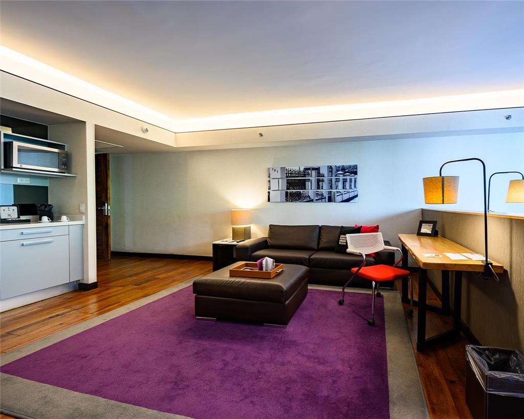 Las Suites Campos Eliseos