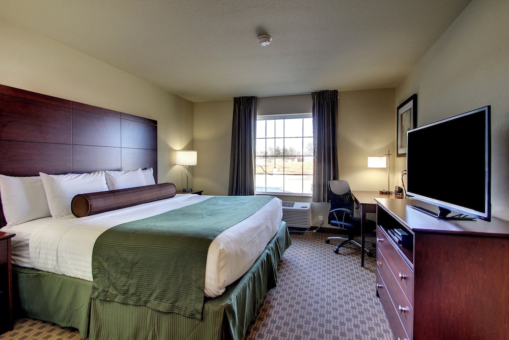 Cobblestone Hotel & Suites Newton - photo 13