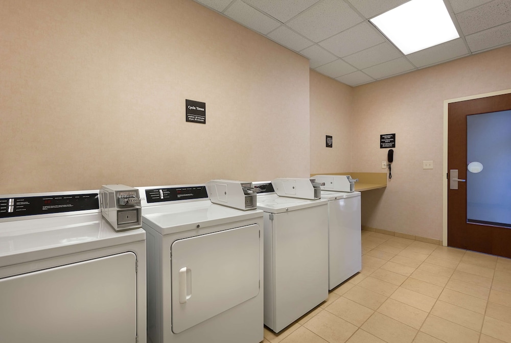 Hampton Inn Charlotte Belmont at Montcross - photo 20