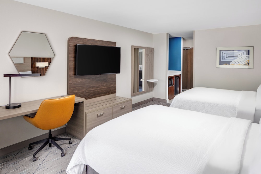 Holiday Inn Express Kearney by IHG - photo 12