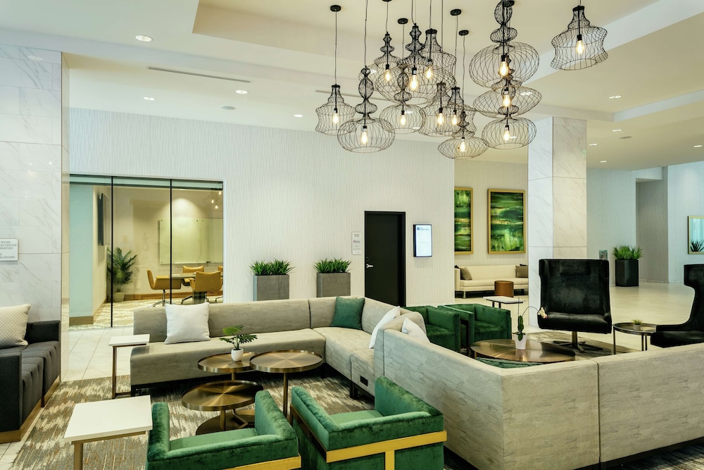 Hilton Garden Inn Seattle Bellevue Downtown WA - photo 2