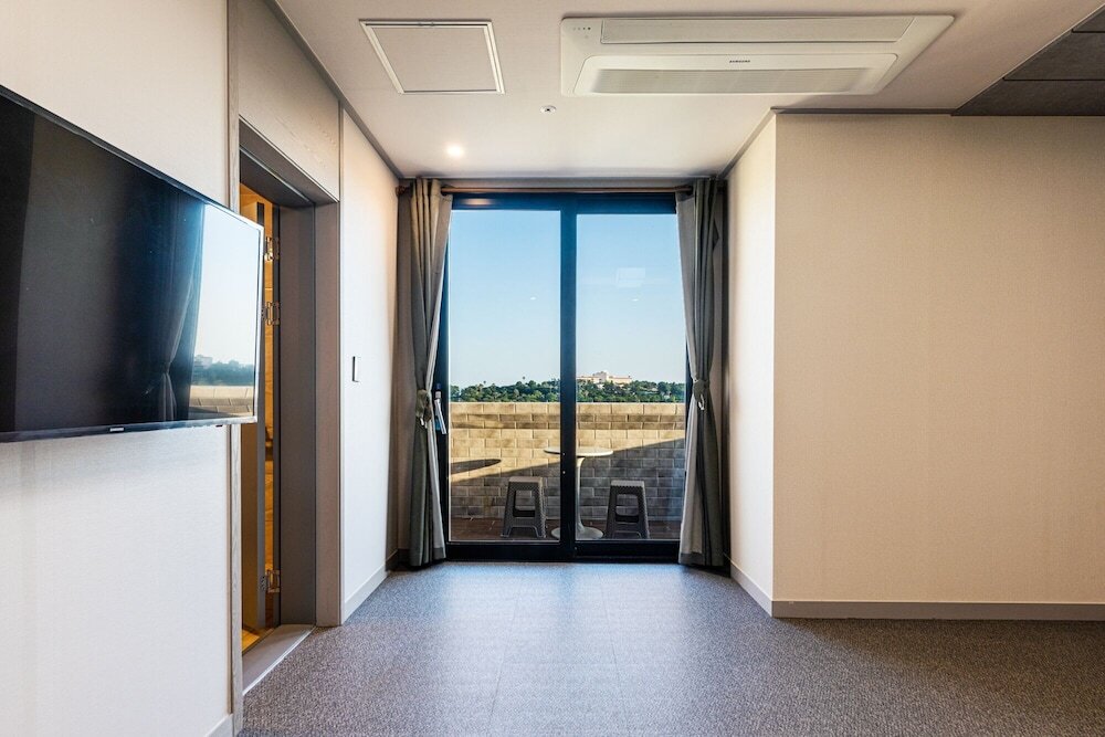 Haru Hotel in Jeju City, South Korea