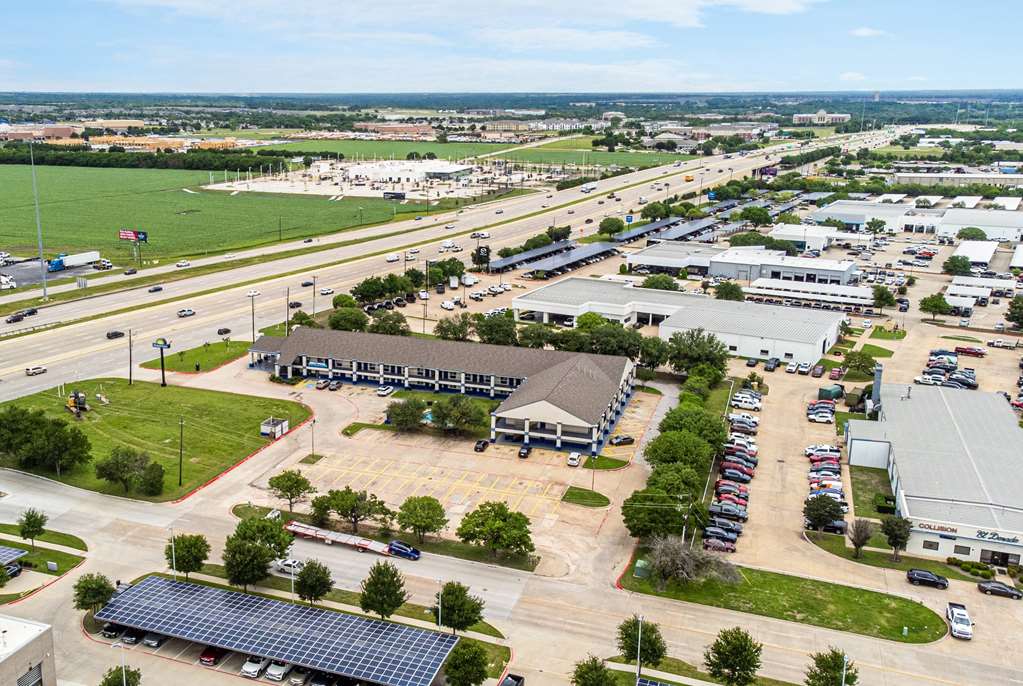 Days Inn by Wyndham McKinney - photo 8