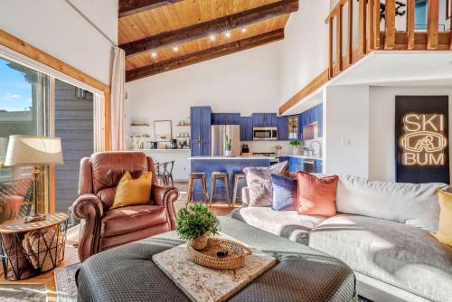 Ski Town Chalet — 4-Star Luxury Hotel in Steamboat Springs, United States