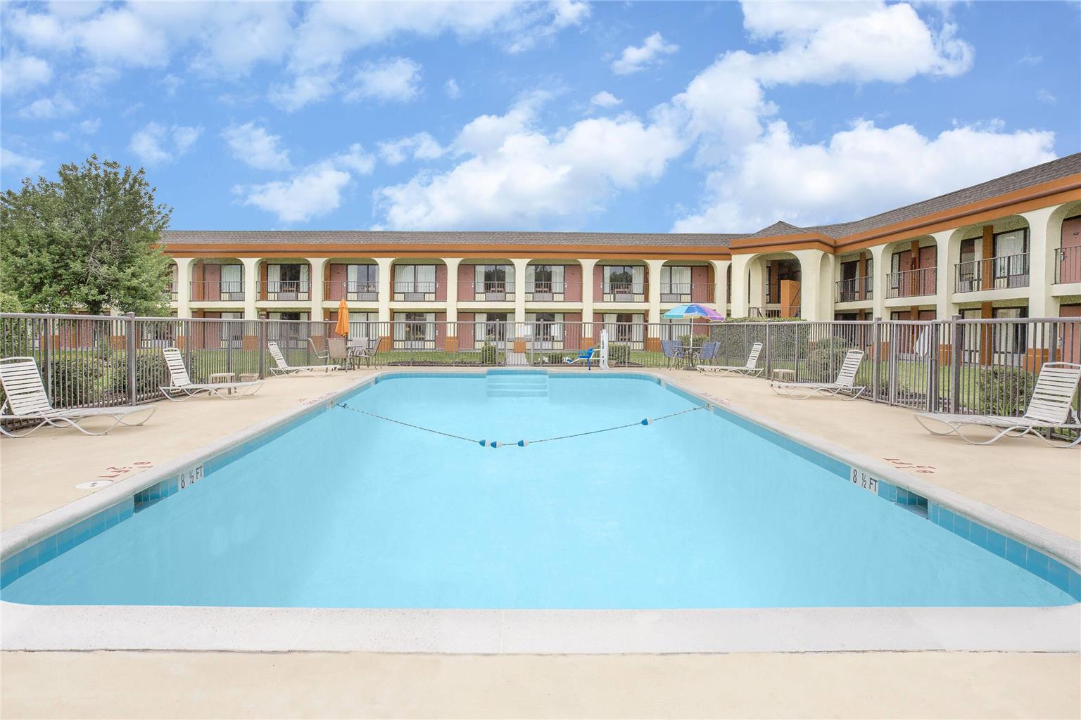 Days Inn by Wyndham Ruther Glen Kings Dominion Area - photo 7