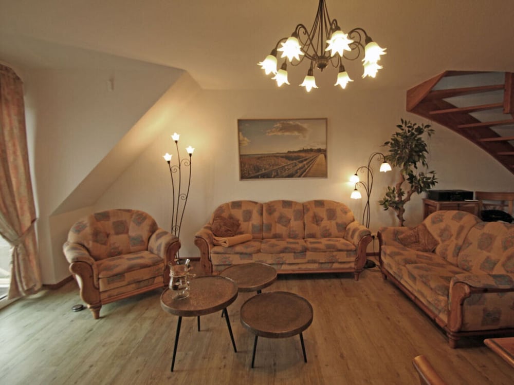 Lake View Modern Retreat — 4-Star Luxury Hotel in Kirchdorf, Germany
