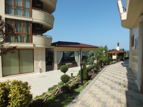 Apartment in Long Beach — 4-Star Luxury Hotel in Byala, Bulgaria