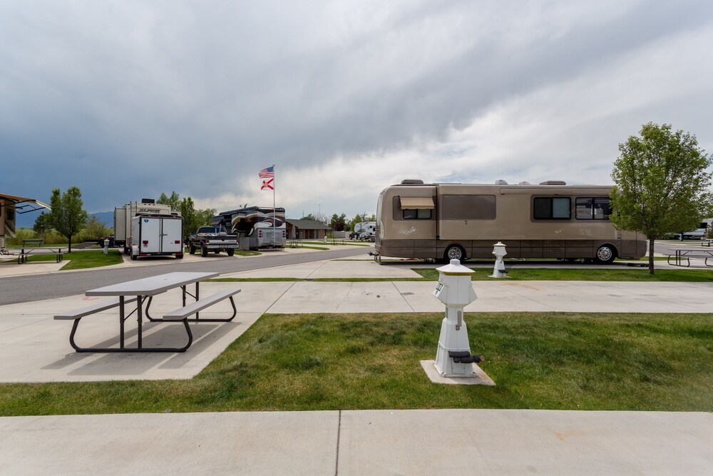 Pony Express RV Resort - photo 6