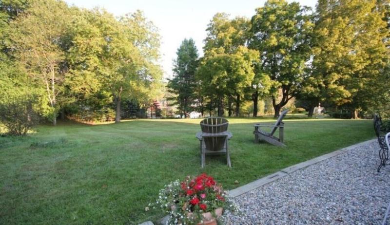 Highland Lake Inn - photo 7