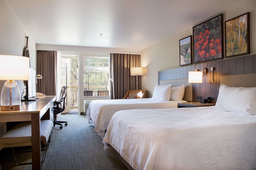 Hilton Garden Inn Boise Eagle - photo 30