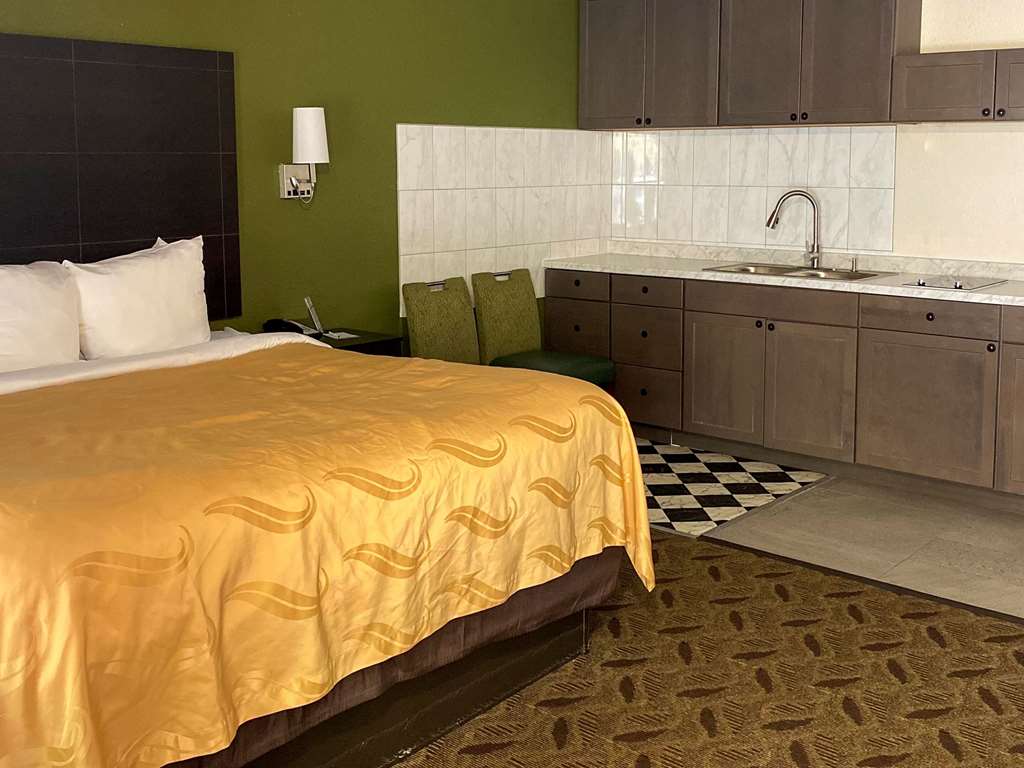 Quality Inn Tanglewood - photo 25