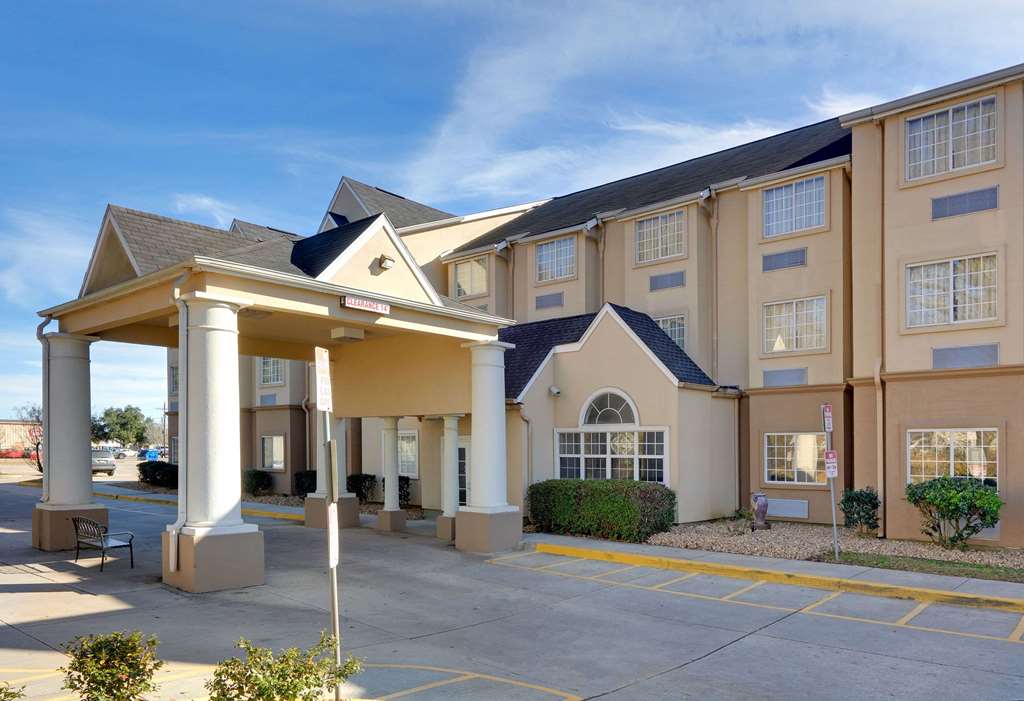 Microtel Inn & Suites by Wyndham Scott Lafayette — hotel in Scott