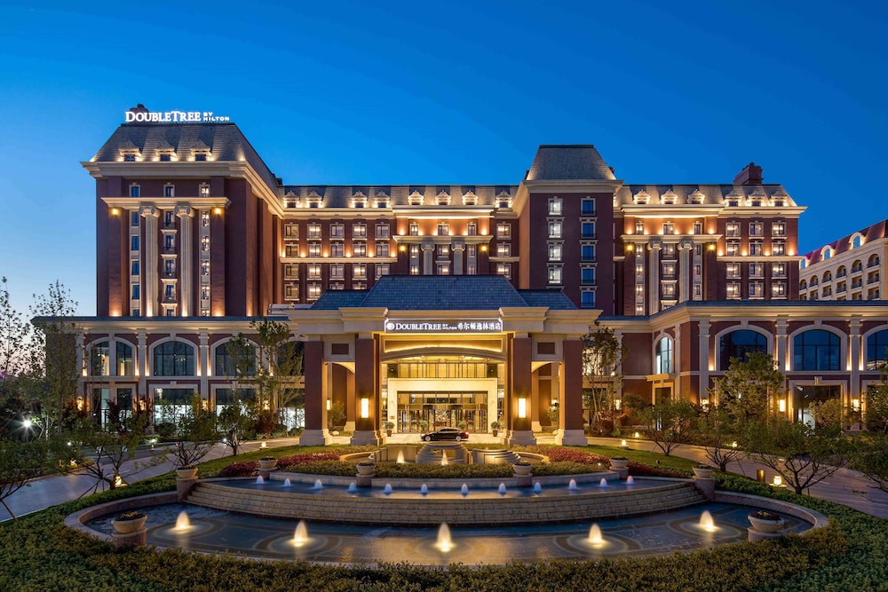DoubleTree by Hilton Qingdao Oriental Movie Metropolis in Qingdao, People's Republic of China