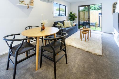 Inner City Delight walk to Cathedral Square — 4-Star Luxury Hotel in Christchurch, New Zealand