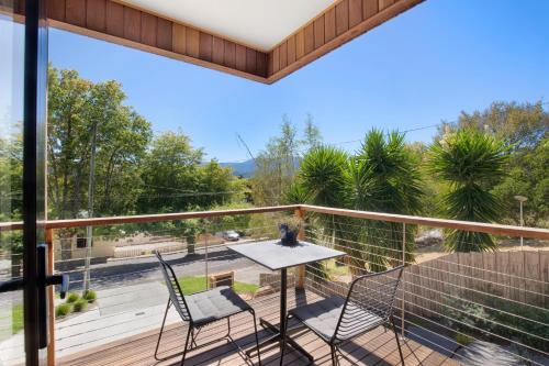 Brooklands Apartments — 4-Star Luxury Hotel in Healesville, Australia