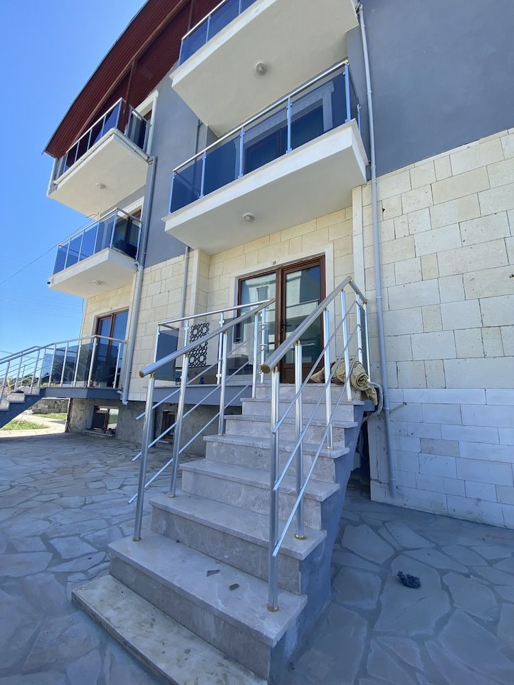 Geyikli Paris Otel in Ezine, Turkey