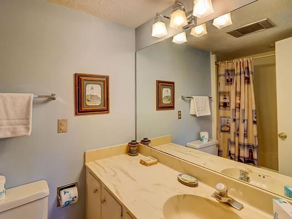 1623 Port Villa at The Sea Pines Resort - photo 14
