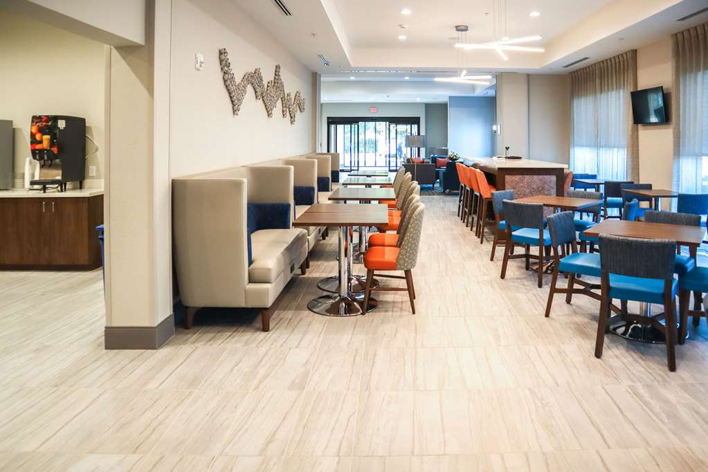Comfort Suites Gainesville near University - photo 39