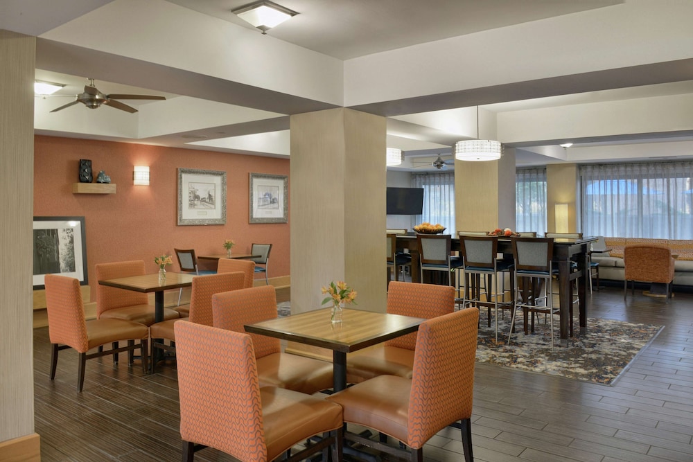 Hampton Inn Collierville - photo 4