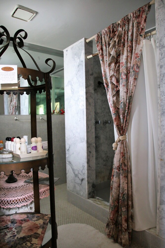 The Palm Hotel - photo 37