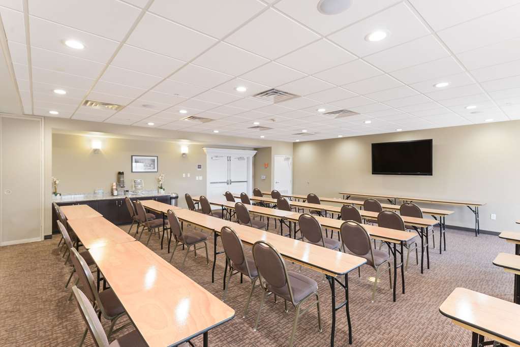 Sleep Inn & Suites Midland West - photo 43